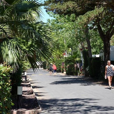 ויאס Camping Les Salisses - Maeva מראה חיצוני תמונה